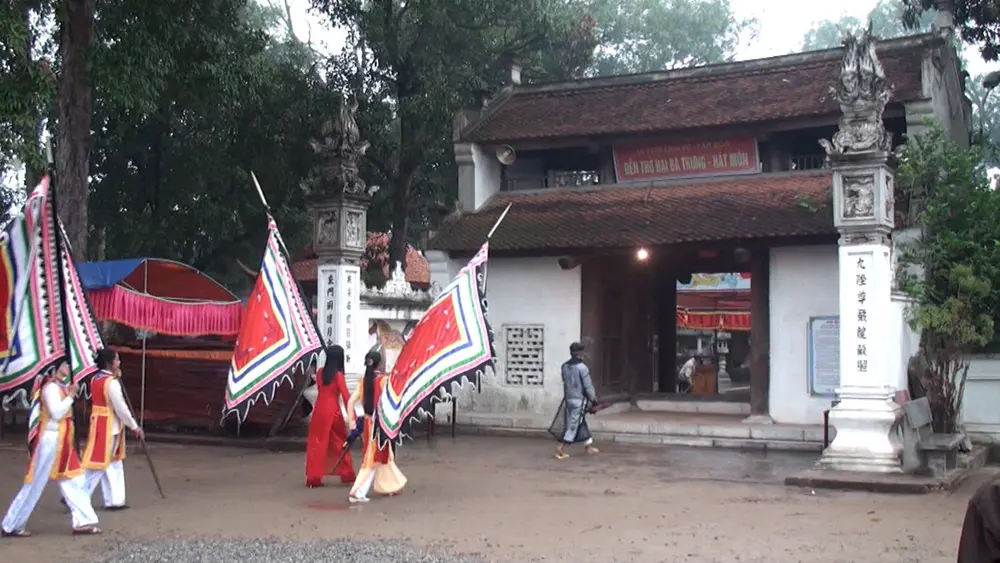 Lễ hội đền H&aacute;t M&ocirc;n - Tưởng nhớ c&ocirc;ng lao Hai B&agrave; Trưng năm n&agrave;o 6