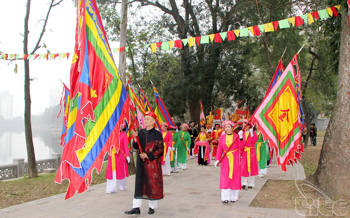 Lễ hội đền Voi Phục - Lễ hội của ng&ocirc;i đền trấn giữ ph&iacute;a T&acirc;y trong Tứ trấn của kinh th&agrave;nh Thăng Long 5