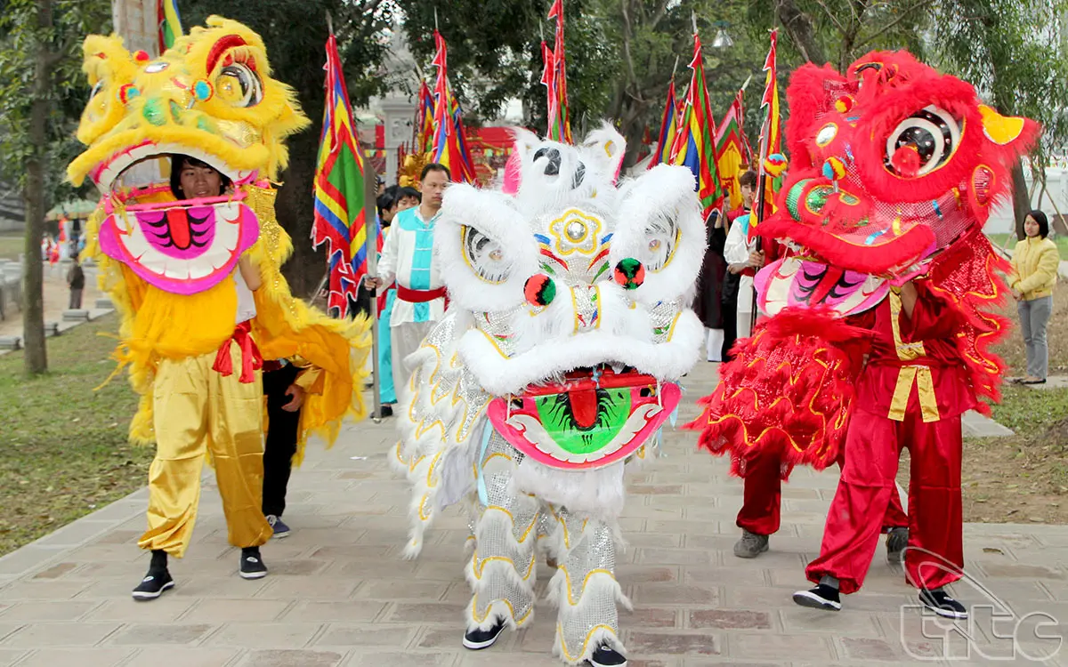 Lễ hội đền Voi Phục - Lễ hội của ng&ocirc;i đền trấn giữ ph&iacute;a T&acirc;y trong Tứ trấn của kinh th&agrave;nh Thăng Long 8