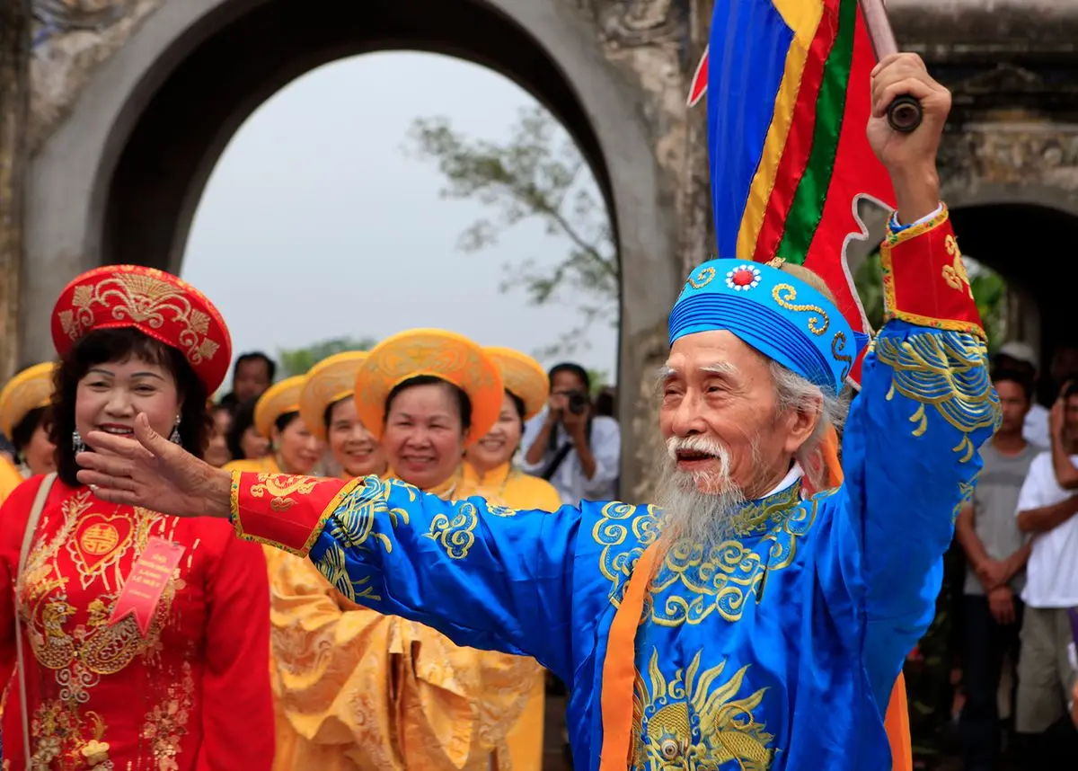 Lễ Hội L&agrave;ng Lệ Mật c&oacute; g&igrave; m&agrave; lại khiến du kh&aacute;ch khiếp sợ đến thế?! 8