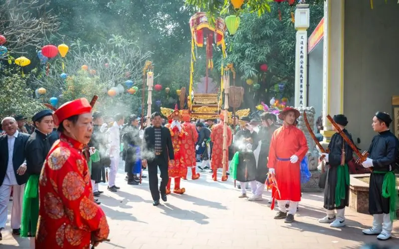 Lễ hội l&agrave;ng Triều Kh&uacute;c: Di sản văn h&oacute;a thu h&uacute;t đ&ocirc;ng đảo du kh&aacute;ch 6