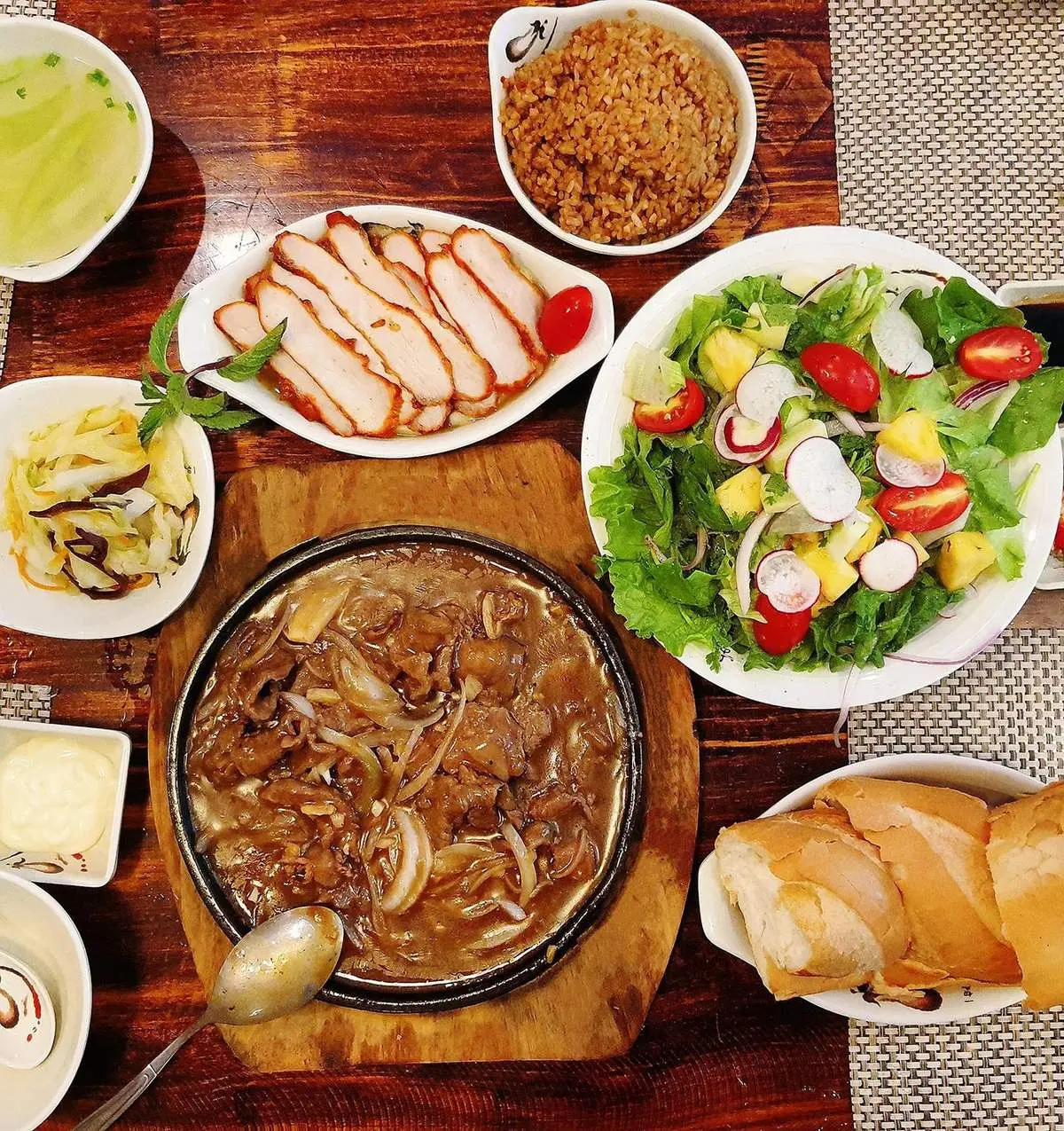 10 Qu&aacute;n ăn tối ngon Hải Ph&ograve;ng đ&aacute;ng để thưởng thức 7
