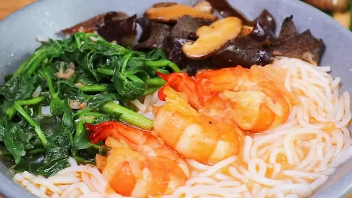 B&uacute;n t&ocirc;m Hợi Hợi - Qu&aacute;n ngon nức tiếng tại th&agrave;nh phố biển 2