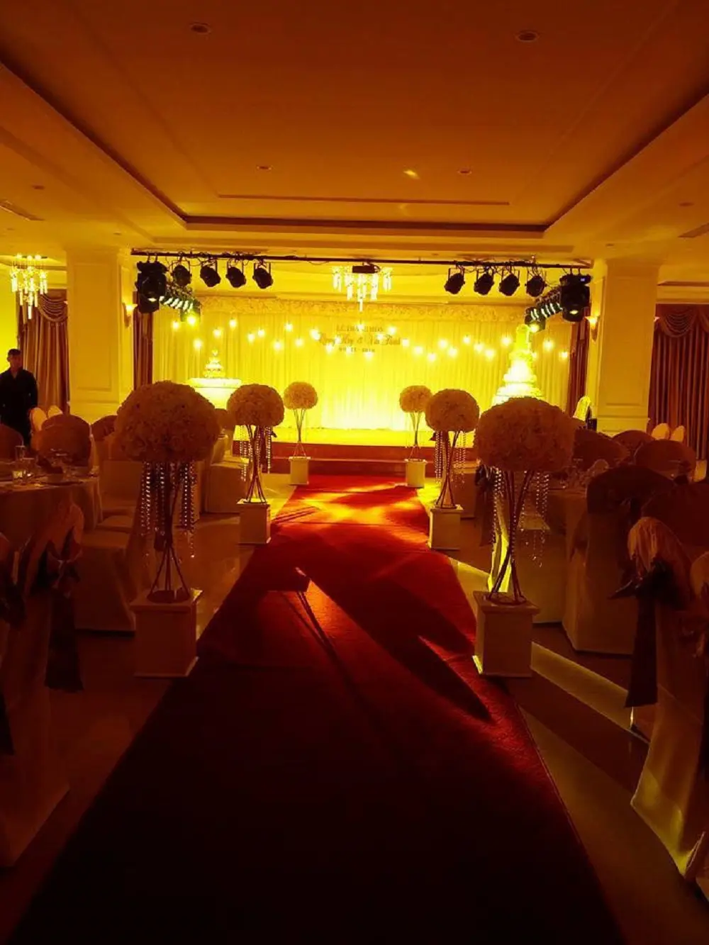 C&agrave;n qu&eacute;t thi&ecirc;n đường hải sản Gio Bien Restaurant Hai Phong 3