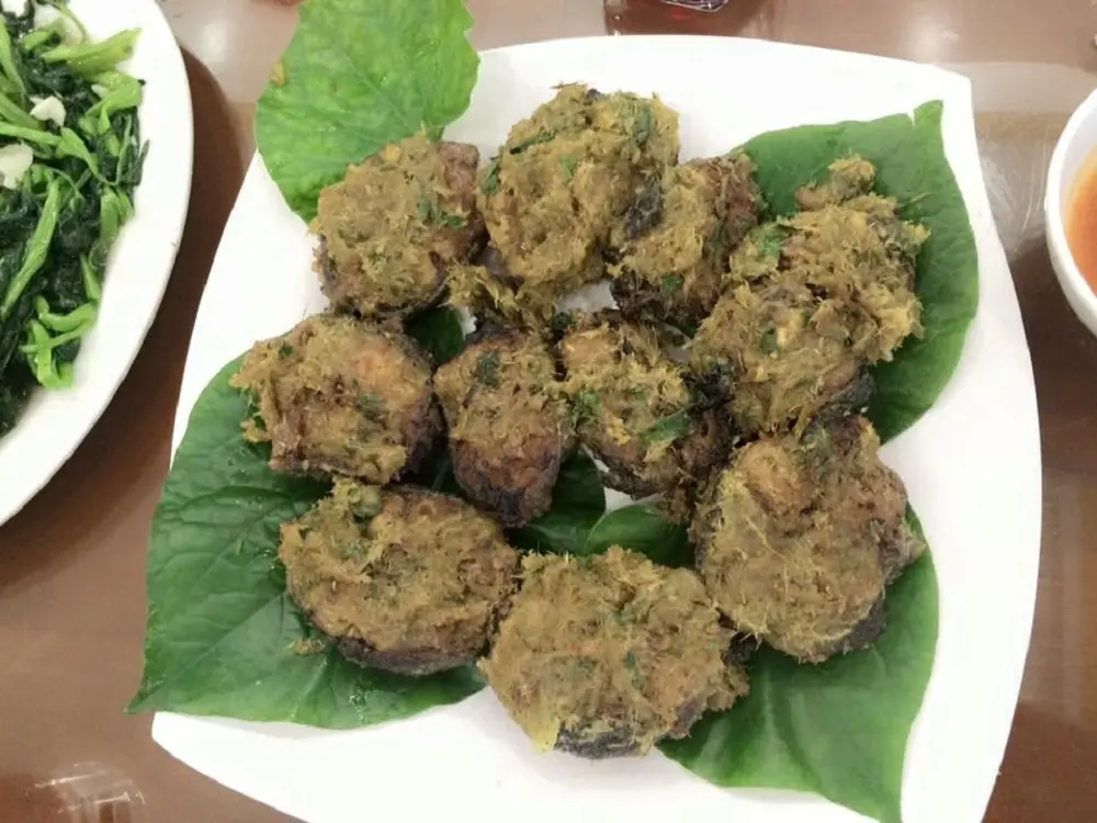 C&agrave;n qu&eacute;t thi&ecirc;n đường hải sản Gio Bien Restaurant Hai Phong 8