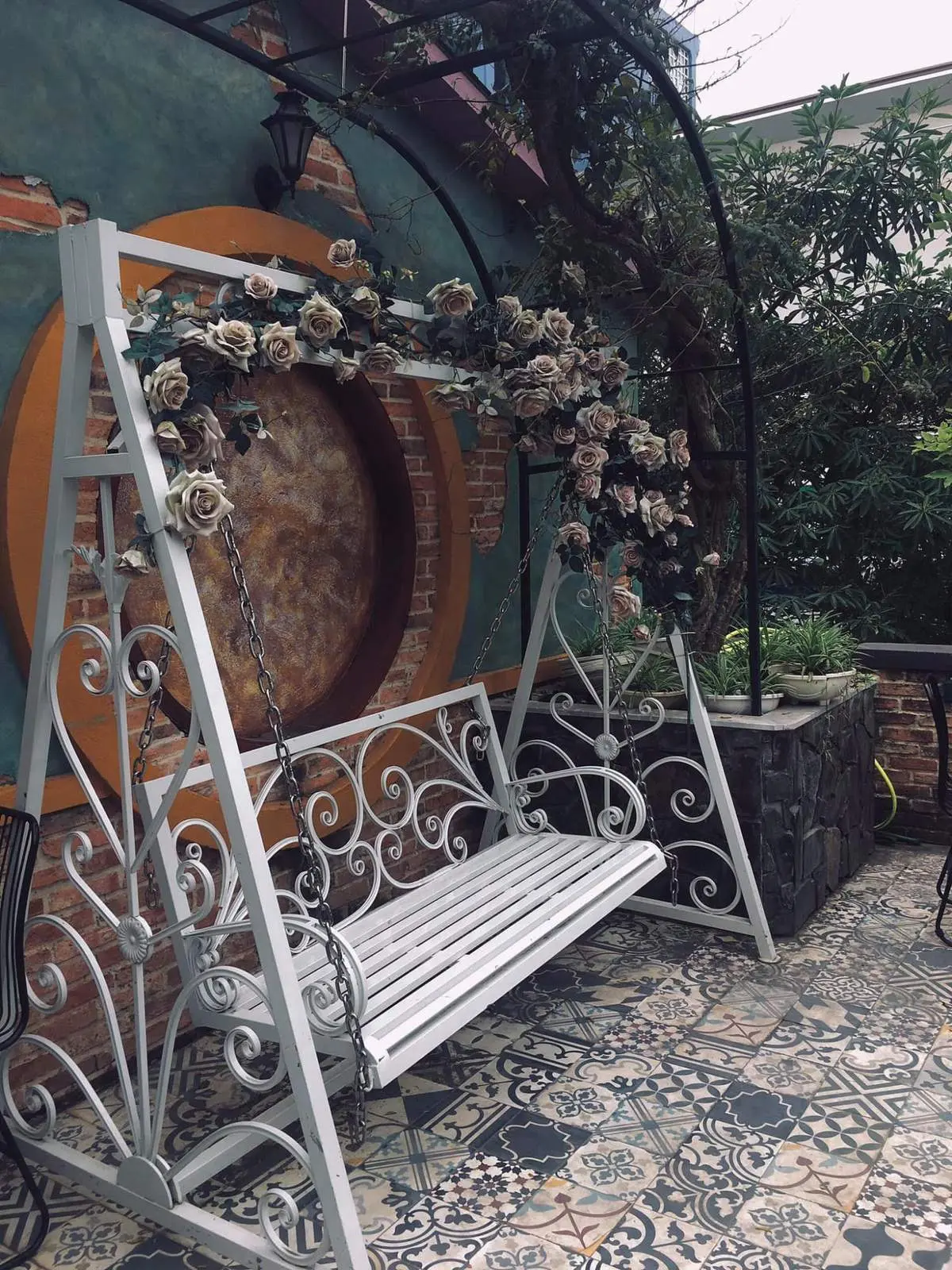 Chẳng lo hết nơi sống ảo với Top 10 qu&aacute;n cafe Hải Ph&ograve;ng view đẹp 4