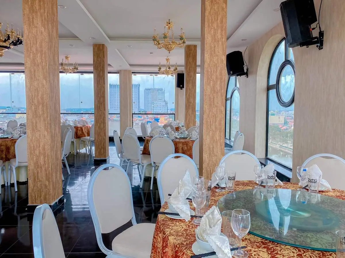 Đ&aacute;nh thức mọi gi&aacute;c quan c&ugrave;ng c&aacute;c nh&agrave; h&agrave;ng sang trọng ở Hải Ph&ograve;ng 4