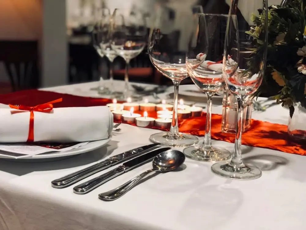Đập tan ranh giới ẩm thực &Aacute; &Acirc;u tại Nam Phương restaurant Hải Ph&ograve;ng 4