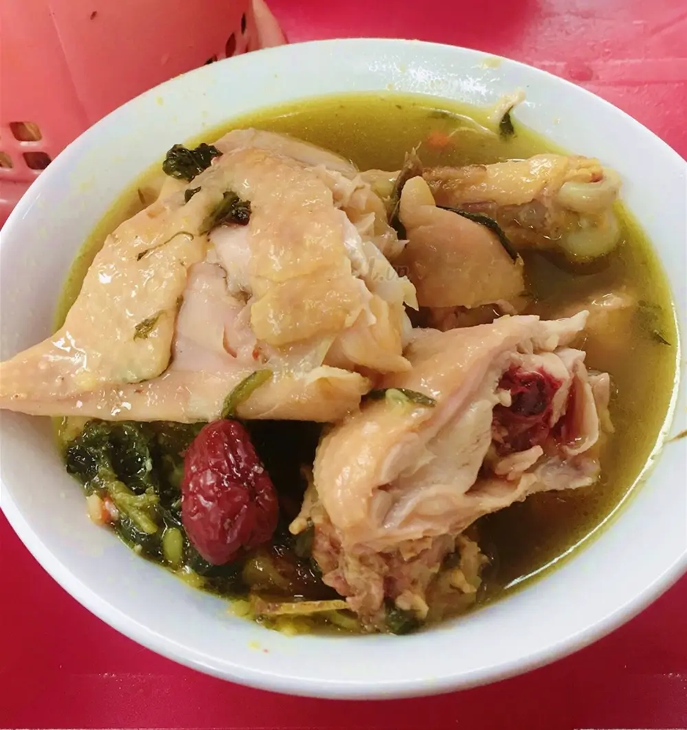 Điểm danh những Qu&aacute;n ăn vặt ngon ở Hải Ph&ograve;ng 20