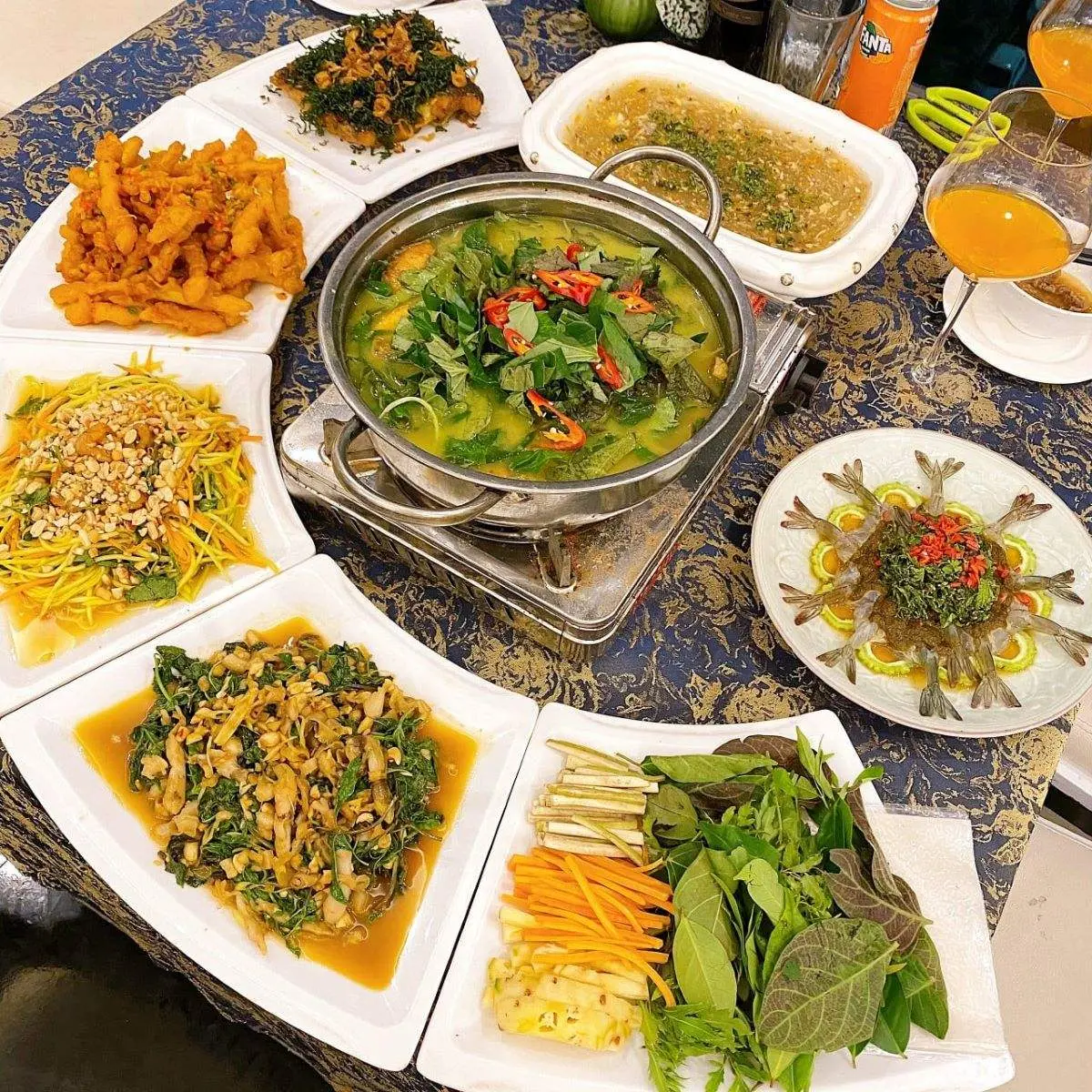 Lạc lối tại thi&ecirc;n đường hải sản Ngư Trường Buffet Hải Sản Hải Ph&ograve;ng 7
