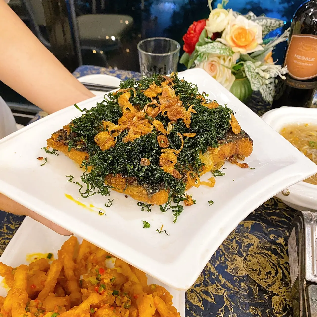 Lạc lối tại thi&ecirc;n đường hải sản Ngư Trường Buffet Hải Sản Hải Ph&ograve;ng 18