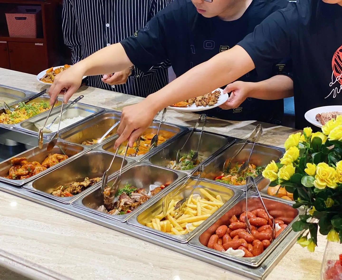 Lạc v&agrave;o ch&acirc;u &Acirc;u cổ điển tại Texgrill Restaurant Hải Ph&ograve;ng 9