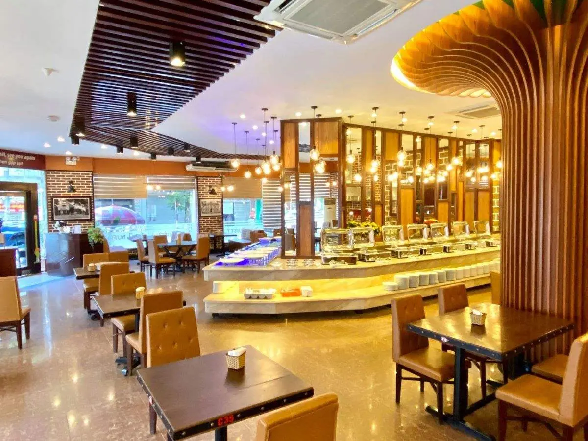 Lạc v&agrave;o ch&acirc;u &Acirc;u cổ điển tại Texgrill Restaurant Hải Ph&ograve;ng 3