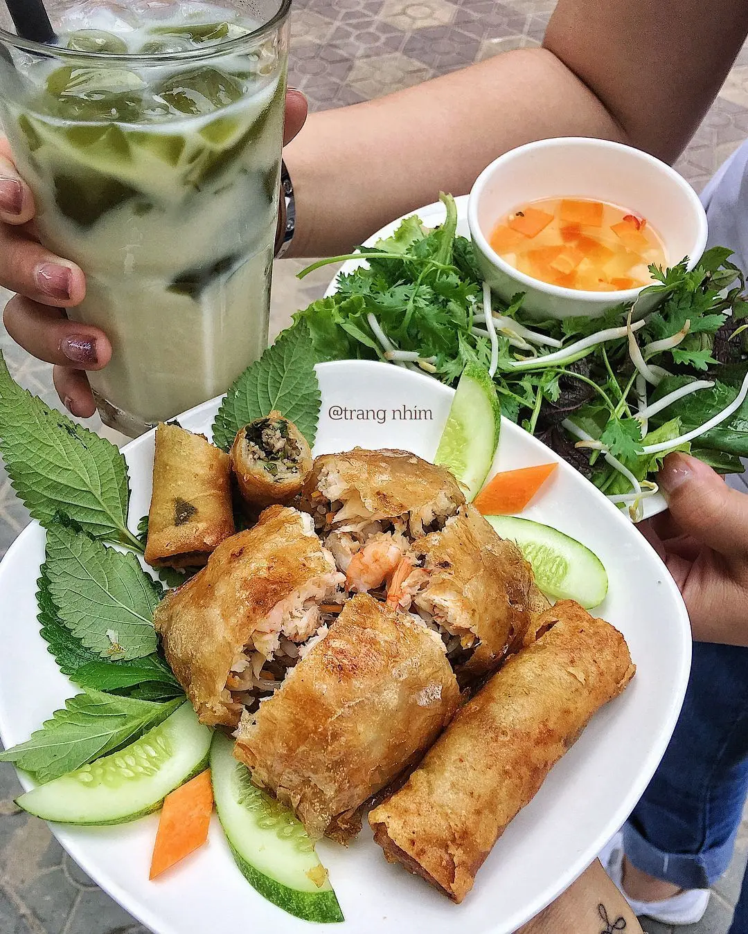 Lưu ngay Top qu&aacute;n nem cua bể Hải Ph&ograve;ng ngon nhức nhối 9