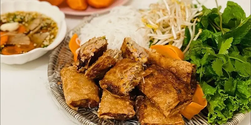Nem cua bể Hải Ph&ograve;ng - Đắm say trước đặc sản trứ danh đất Cảng 3