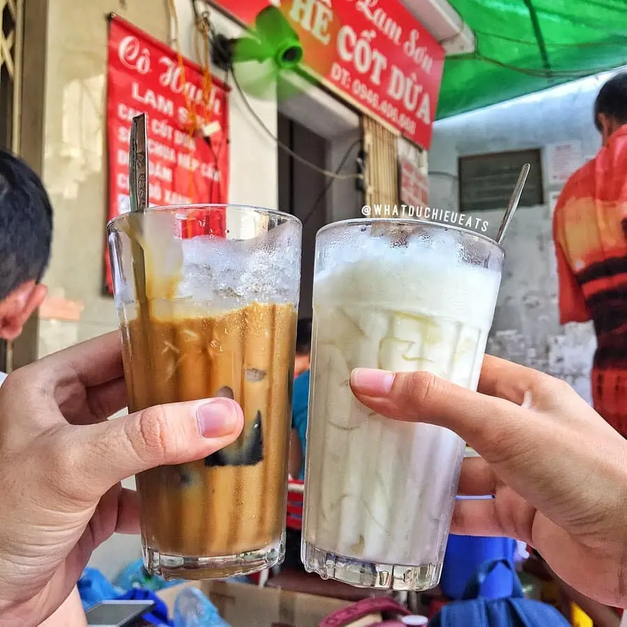 Ng&acirc;y ngất với qu&aacute;n C&agrave; ph&ecirc; cốt dừa c&ocirc; Hạnh ở Hải Ph&ograve;ng 2