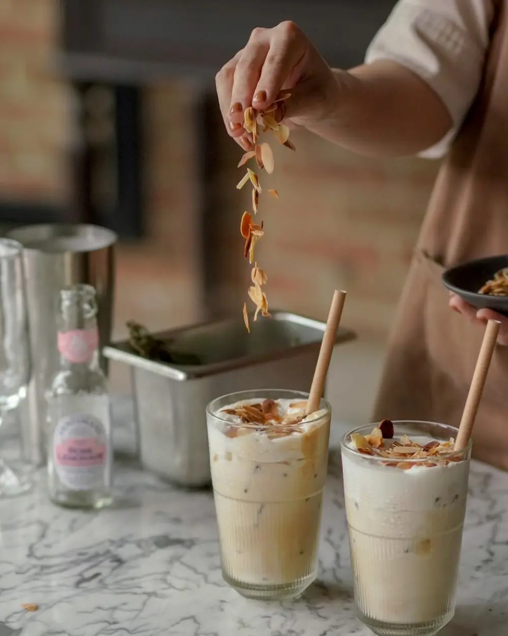 No 1986 Coffee chiếm trọn spotlight với lối kiến tr&uacute;c kh&aacute;c lạ giữa l&ograve;ng Đất Cảng 2