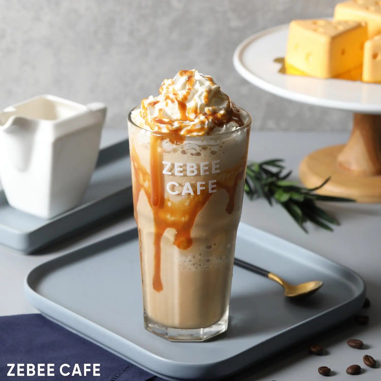 Sa v&agrave;o lưới t&igrave;nh của những thức uống tại Zebee Cafe Lạch Tray 19