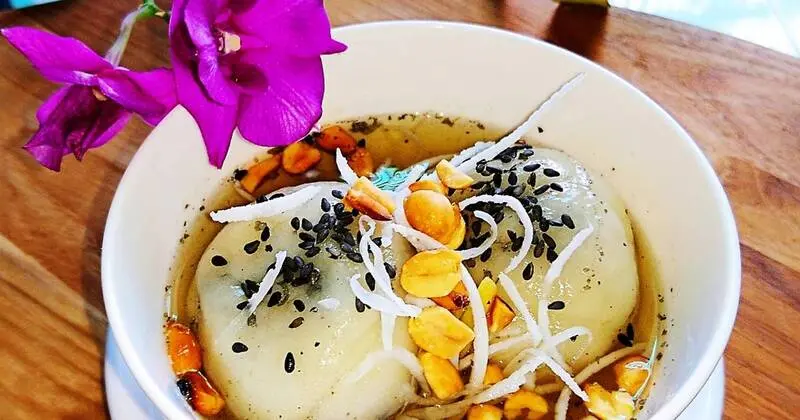 Thưởng thức sủi d&igrave;n Hải Ph&ograve;ng tại 6 qu&aacute;n ngon trọn vị đất Cảng 6
