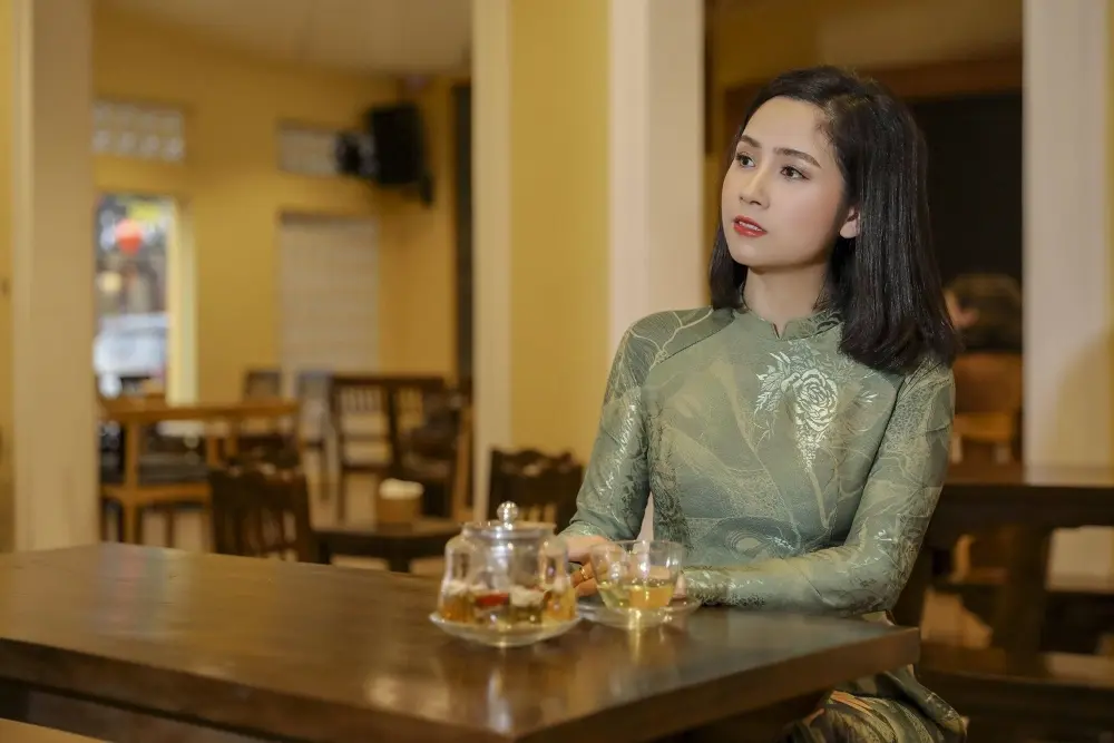 Trở về kh&ocirc;ng gian ho&agrave;i niệm xưa tại Tr&agrave; C&uacute;c Hội Qu&aacute;n Hải Ph&ograve;ng 12