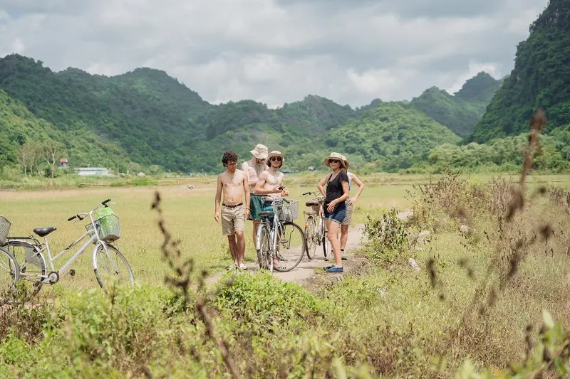 Kh&aacute;m ph&aacute; l&agrave;ng Việt Hải vi&ecirc;n ngọc th&ocirc; giữa l&ograve;ng C&aacute;t B&agrave; Hải Ph&ograve;ng 4