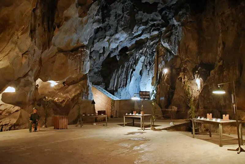 Khám phá thị trấn Cát Bà, viên ngọc của du lịch của Hải Phòng 8