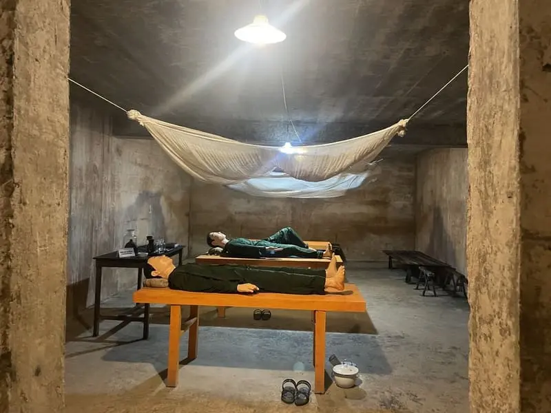 Kinh nghiệm du lịch C&aacute;t B&agrave;: Di chuyển, trải nghiệm, ăn uống 8