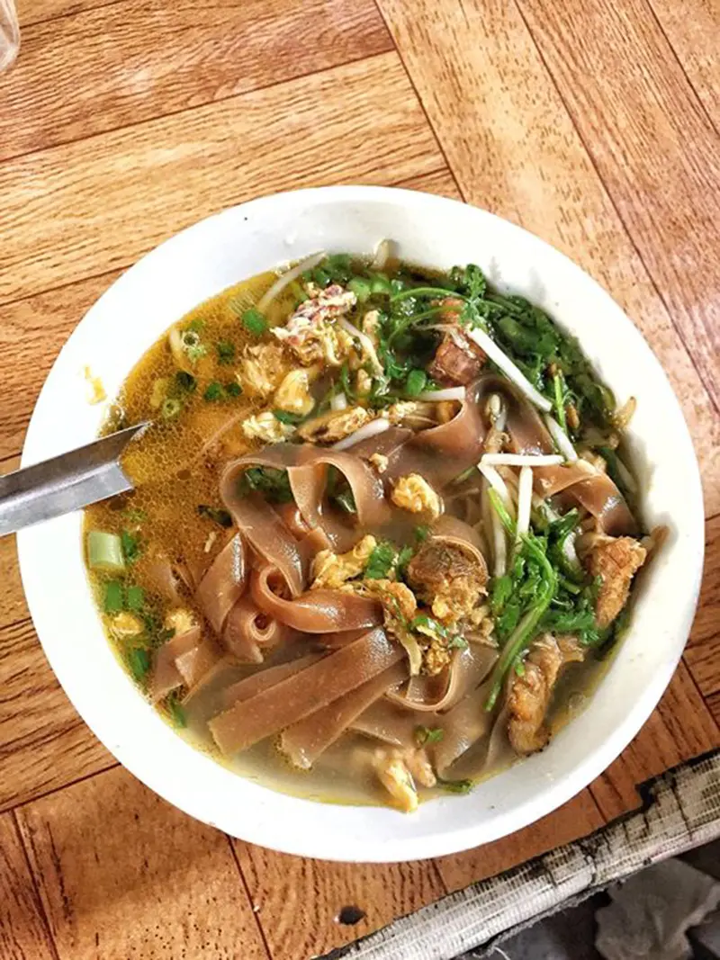 Ngồi lại nghe MIA.vn review foodtour Hải Ph&ograve;ng n&egrave; bạn ơi 2