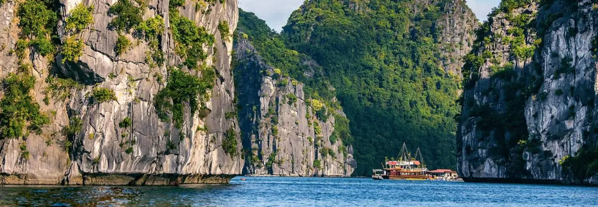 Review chuyến phượt Cát Bà thú vị cùng cặp đôi bố con cực đáng yêu