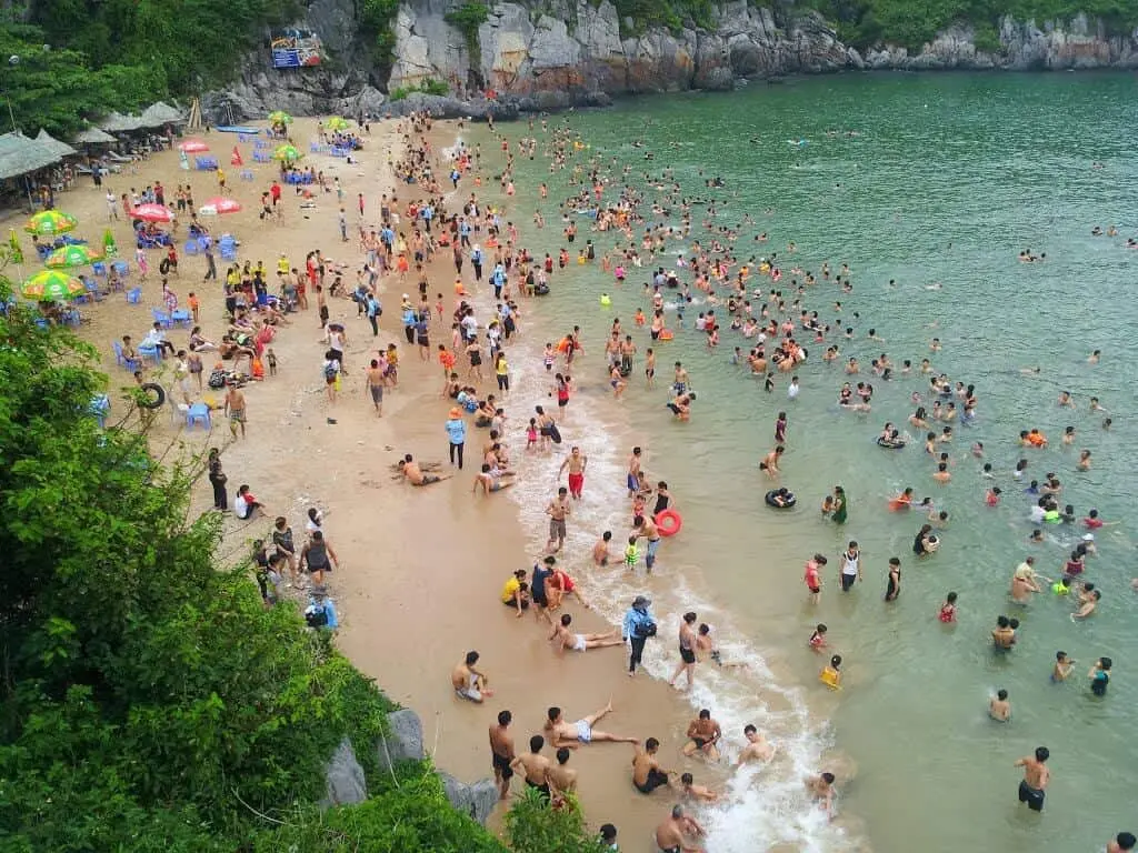 Kh&ocirc;ng biết chơi g&igrave; th&igrave; xem ngay Lịch tr&igrave;nh kh&aacute;m ph&aacute; C&aacute;t B&agrave; 3N2Đ 7