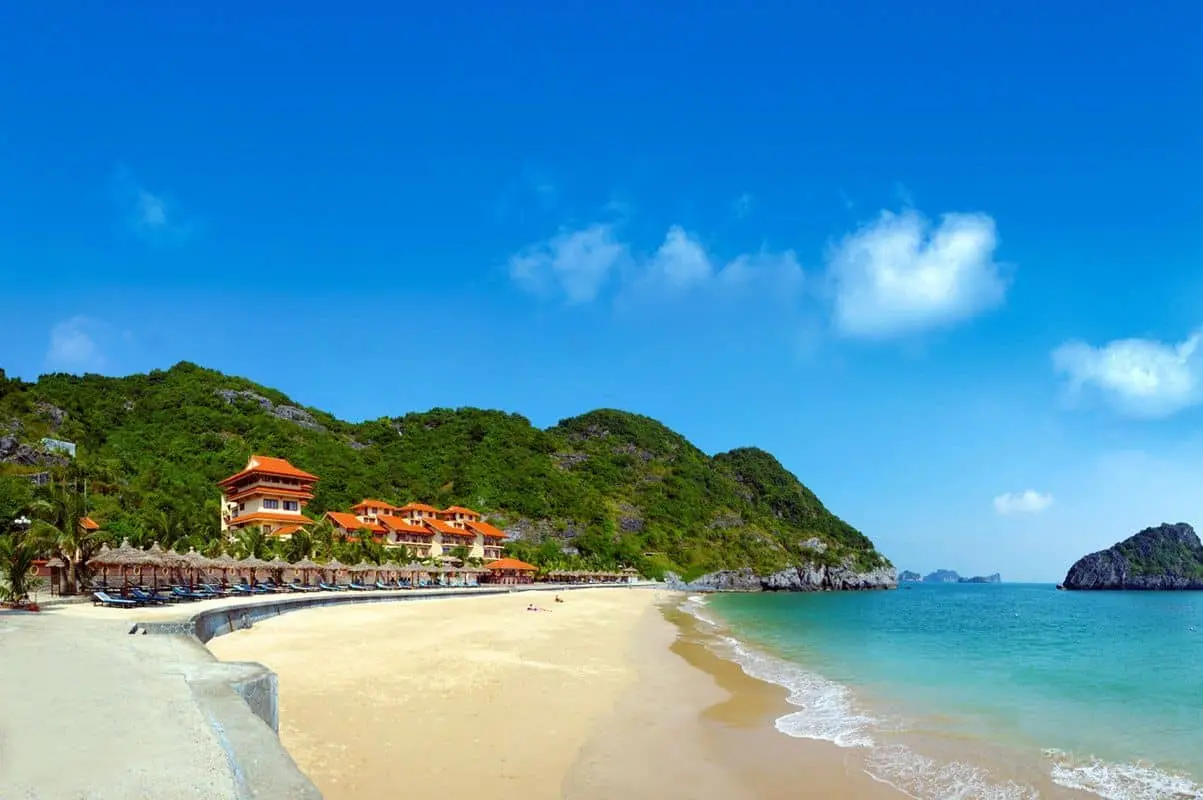 Quậy banh n&oacute;c với Lịch tr&igrave;nh kh&aacute;m ph&aacute; Đồ Sơn 2N1Đ tự t&uacute;c 4