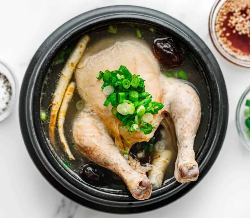 Mê mẩn hương vị Samgyetang đậm đà, bổ dưỡng của Hàn Quốc