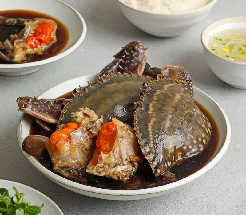 Mê mẩn vị ngon mặn, nồng của món cua ngâm tương Hàn Quốc