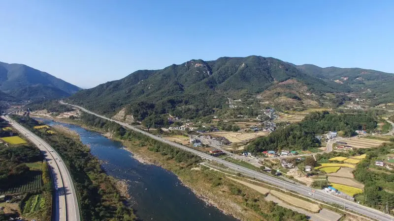 Du ngoạn Sancheong thanh b&igrave;nh, y&ecirc;n ả giữa H&agrave;n Quốc xinh đẹp 9