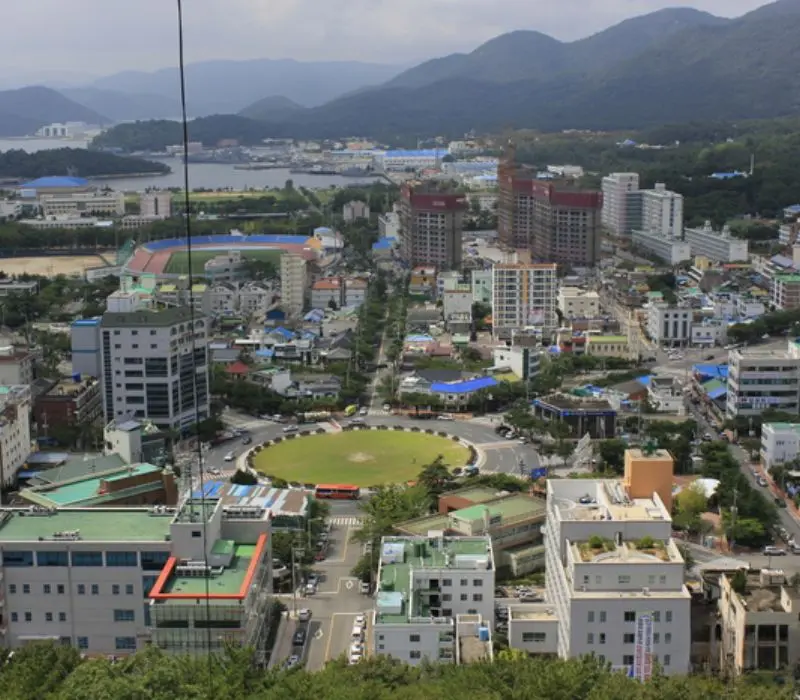 Lạc bước v&agrave;o Jinhae, thi&ecirc;n đường hoa anh đ&agrave;o đẹp nhất H&agrave;n Quốc 7