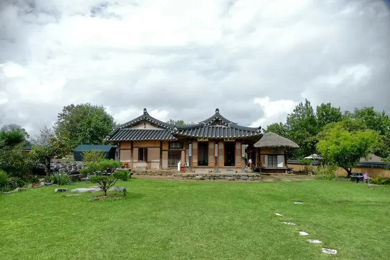 L&agrave;ng d&acirc;n gian Hahoe nơi lưu giữ truyền thống H&agrave;n Quốc trọn vẹn 7