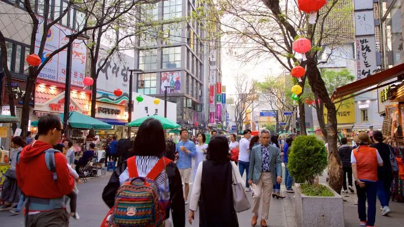 Phố Insadong nơi văn h&oacute;a lịch sử giao h&ograve;a qua từng con hẻm nhỏ 2