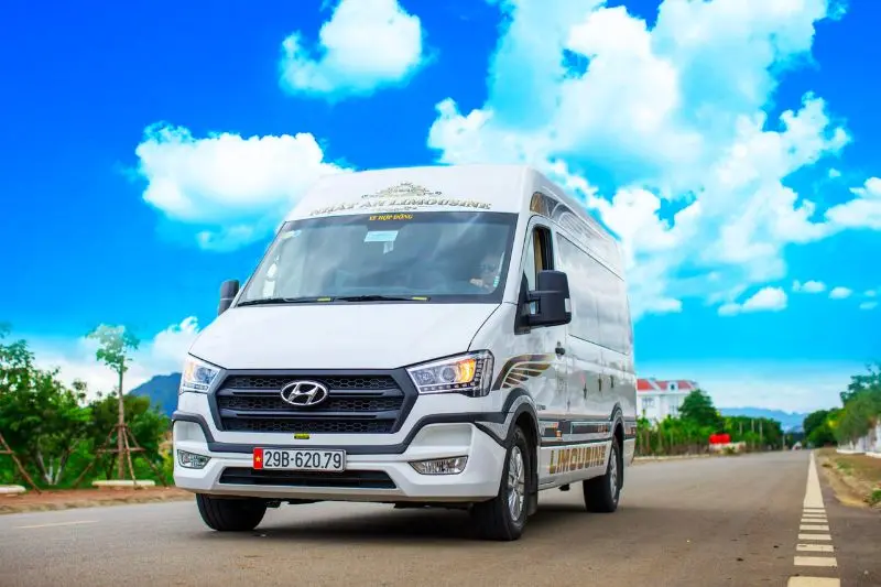 Tổng hợp xe kh&aacute;ch H&agrave; Nội H&ograve;a B&igrave;nh uy t&iacute;n, gi&aacute; tốt 2