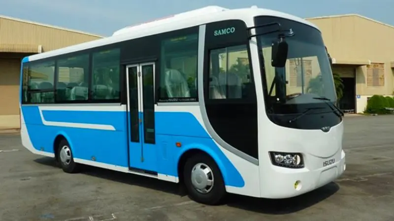 Tổng hợp xe kh&aacute;ch H&agrave; Nội H&ograve;a B&igrave;nh uy t&iacute;n, gi&aacute; tốt 7