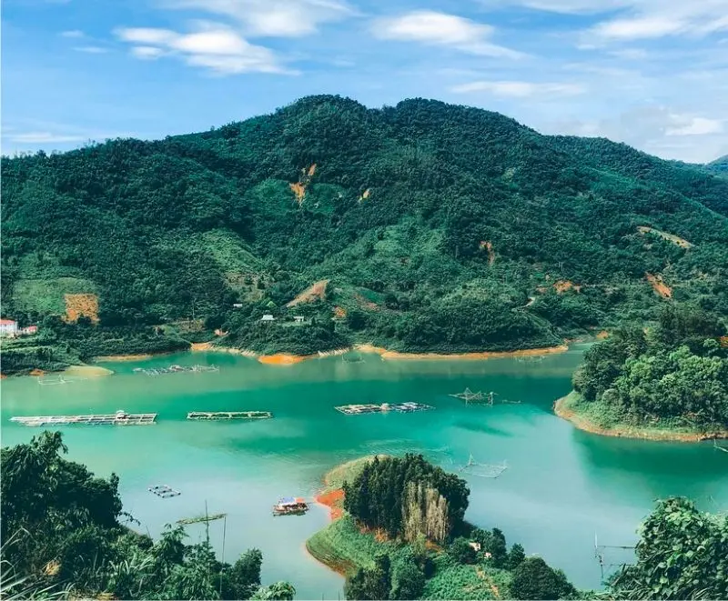 Top 11 điểm du lịch H&ograve;a B&igrave;nh đẹp đến nao l&ograve;ng 9