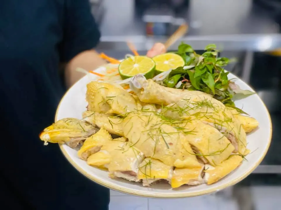 Com Linh restaurant Hoi An - Nh&agrave; h&agrave;ng đặc sản Hội An v&agrave; c&aacute;c m&oacute;n ăn Việt 8
