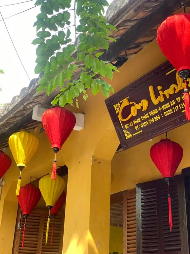 Com Linh restaurant Hoi An - Nh&agrave; h&agrave;ng đặc sản Hội An v&agrave; c&aacute;c m&oacute;n ăn Việt 5