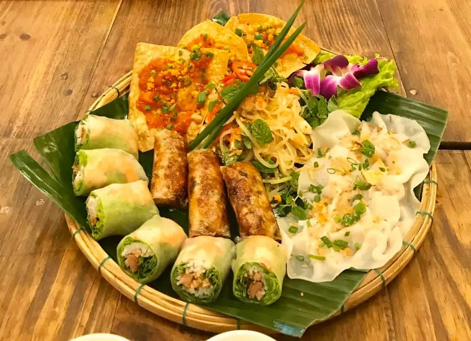 Com Linh restaurant Hoi An - Nh&agrave; h&agrave;ng đặc sản Hội An v&agrave; c&aacute;c m&oacute;n ăn Việt 14