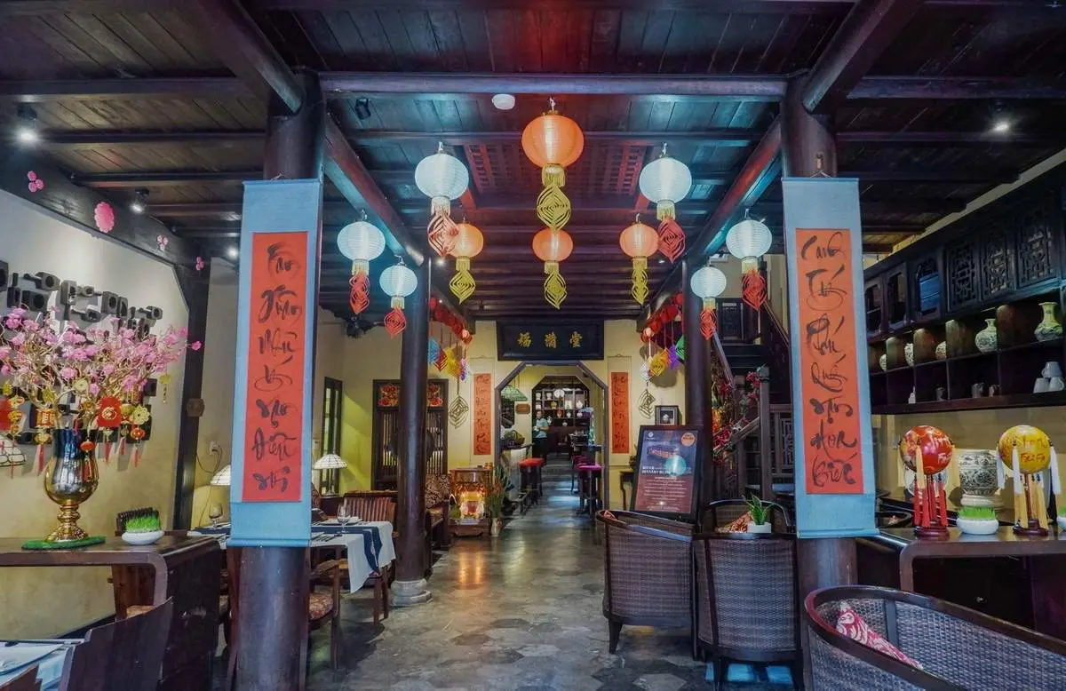 Little Faifo Restaurant Hoi An &ndash; Sự ấm c&uacute;ng v&agrave; ch&agrave;o đ&oacute;n nồng hậu từ phố cổ 4