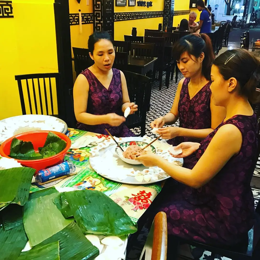 Lò bánh bao bánh vạc Bông Hồng Trắng Hội An - Loại bánh đẹp dịu dàng mang hương vị tinh tế 10