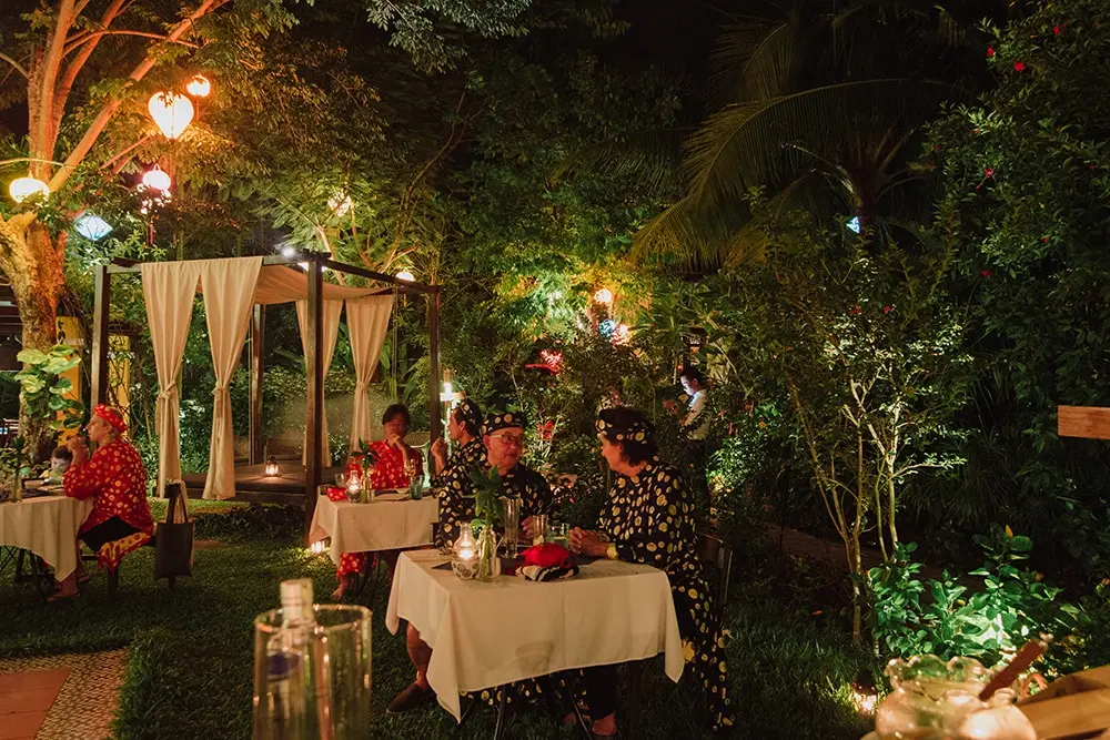 Red Bean Restaurant Hoi An - Văn hóa địa phương gắn liền với các món ăn 10