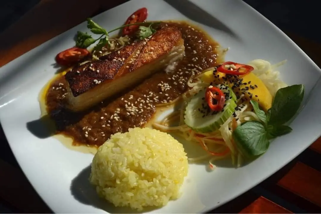 Red Dragon Restaurant Hoi An &ndash; Thưởng thức hương vị Việt theo phong c&aacute;ch phương T&acirc;y sang trọng 8