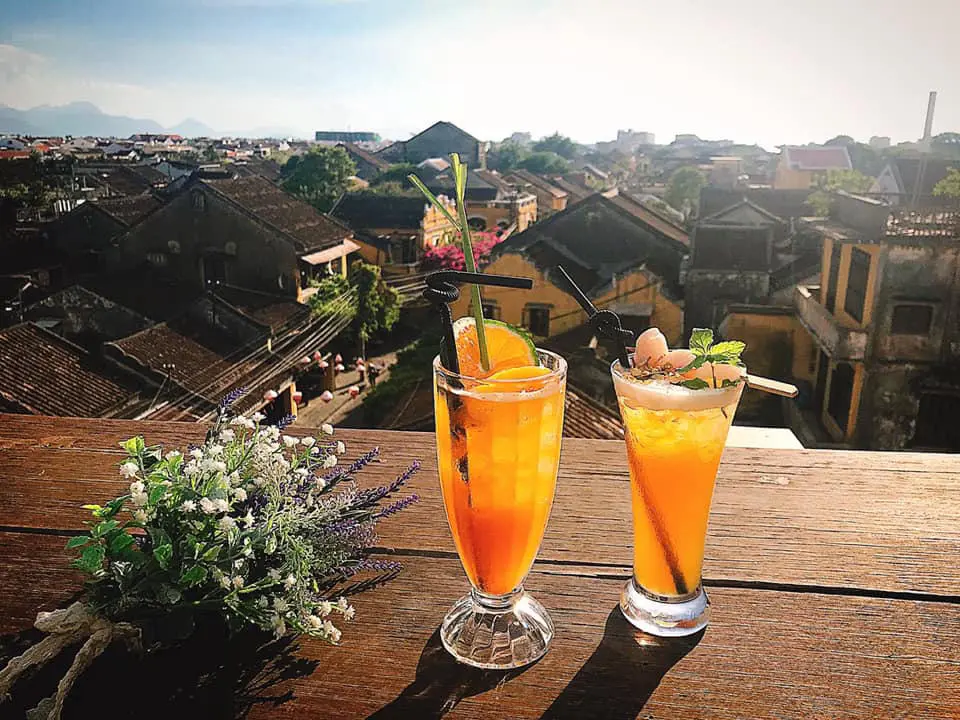 Top 21 Qu&aacute;n Caf&eacute; Phố Cổ Biết Chiều Chuộng Bạn Từ View Đến Vị 5