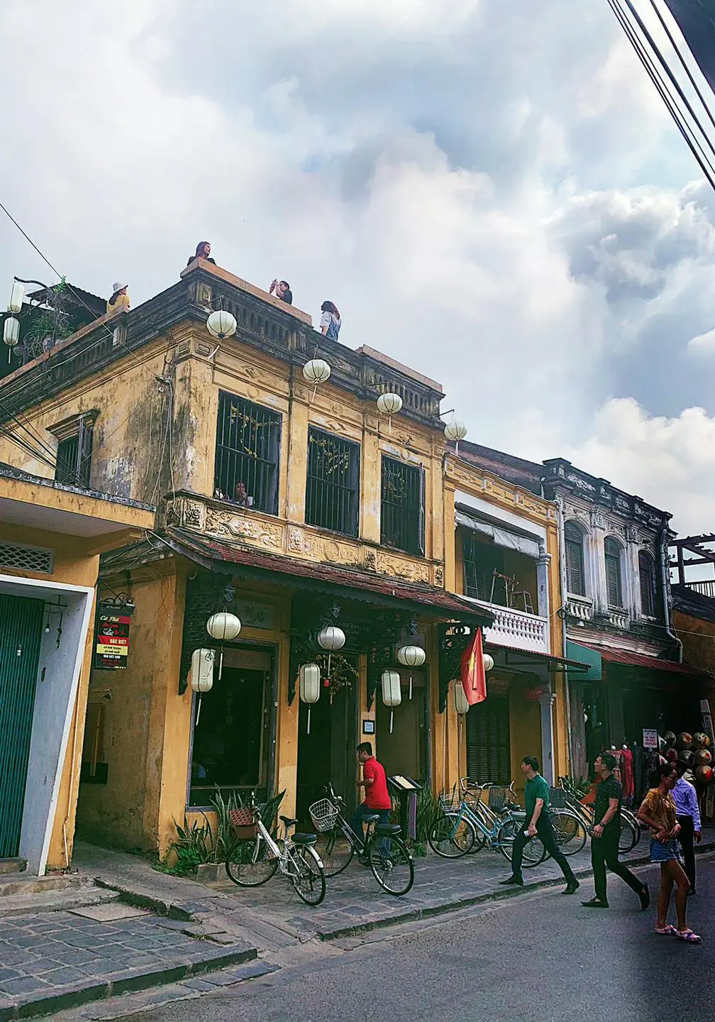 Top 21 Qu&aacute;n Caf&eacute; Phố Cổ Biết Chiều Chuộng Bạn Từ View Đến Vị 28