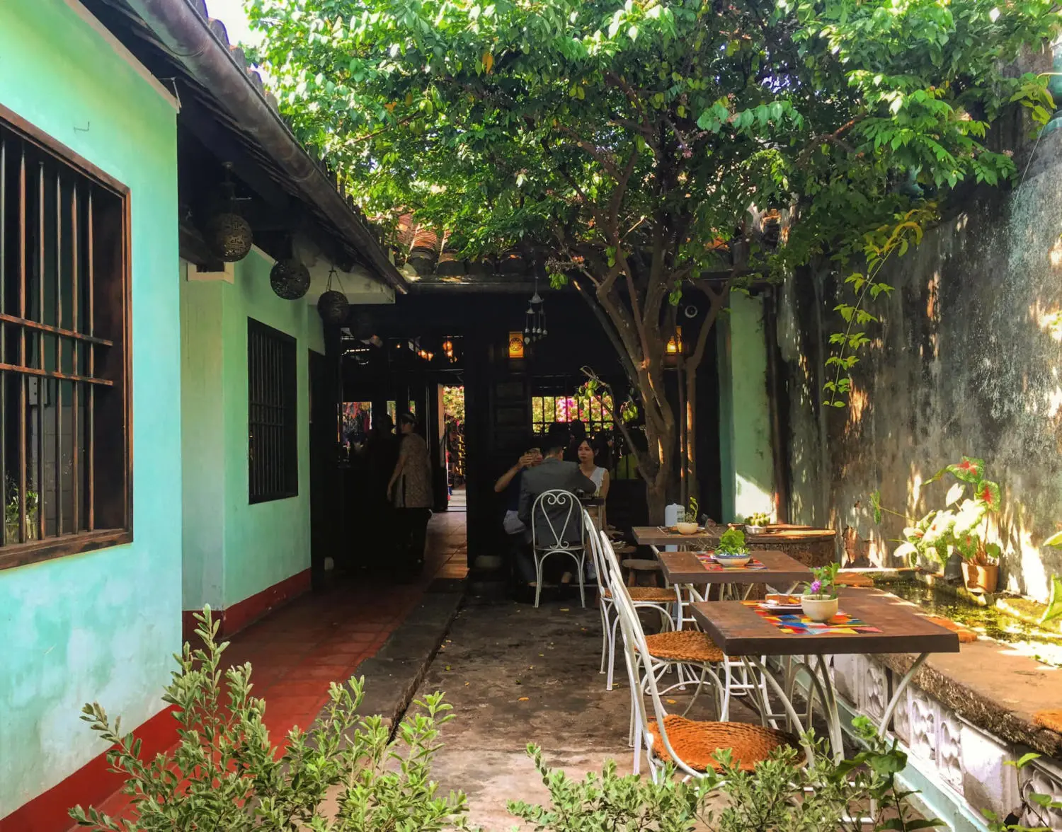 Top 21 Qu&aacute;n Caf&eacute; Phố Cổ Biết Chiều Chuộng Bạn Từ View Đến Vị 81